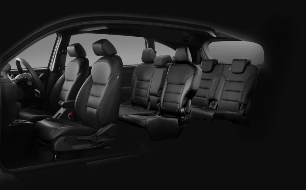 Ba hàng ghế 7 chỗ rộng rãi của Honda BR-V