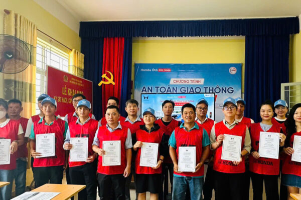 Honda Ô tô Bình Thuận đồng hành Chương trình An toàn giao thông & Hướng dẫn lái xe an toàn