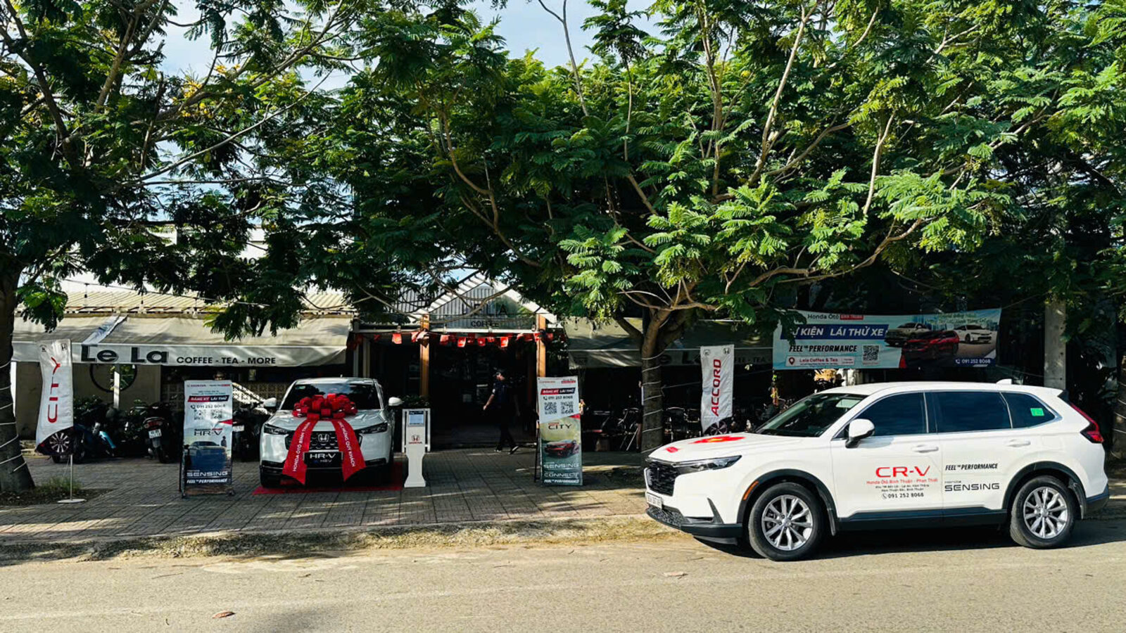 Honda Ô tô Bình Thuận trưng bày xe CR-V và HR-V tại sự kiện Le La Coffee